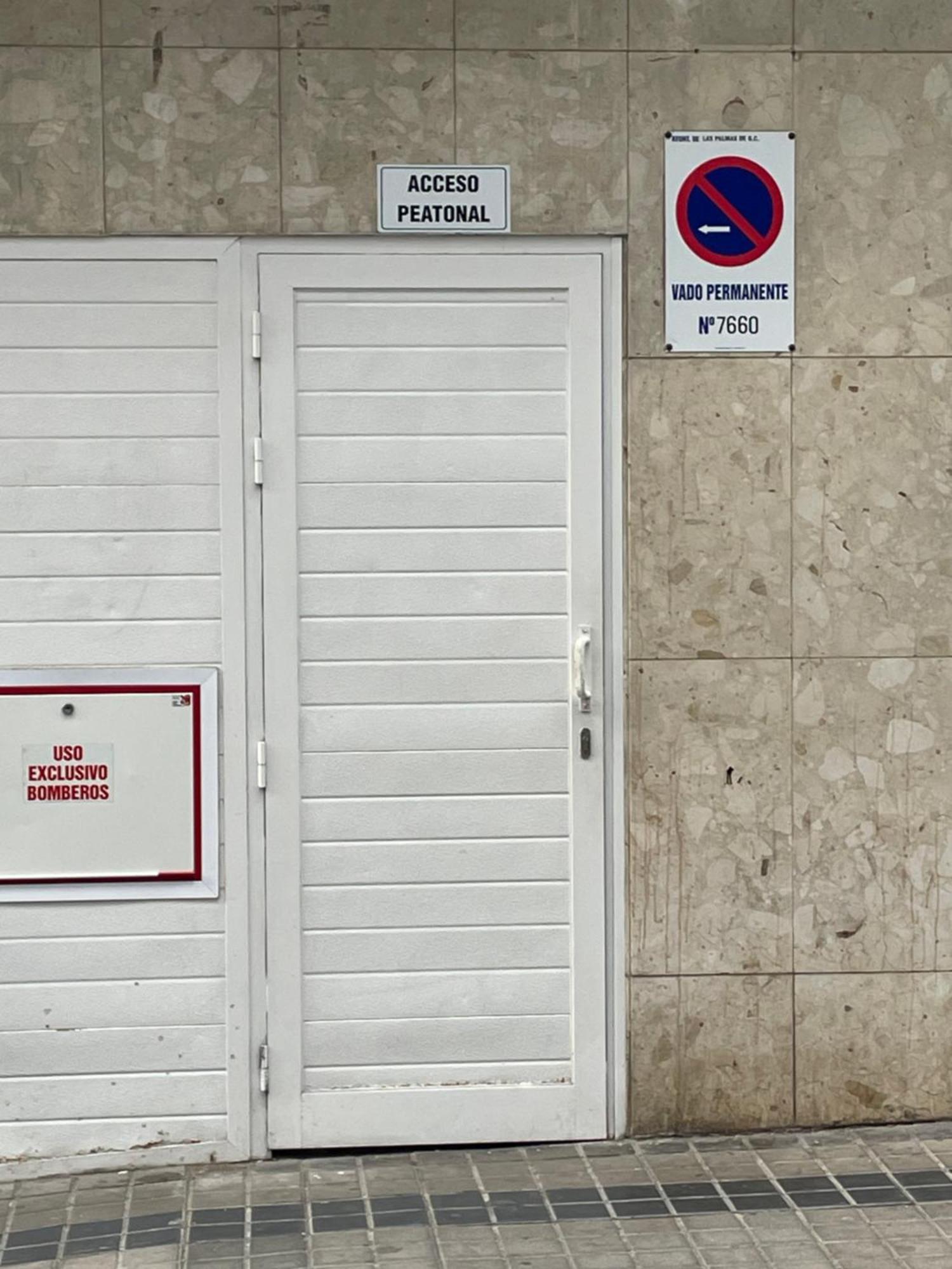 Piso Con Piscina Y Garaje En La Playa De Las Canteras Las Palmas de Gran Canárias Exterior foto