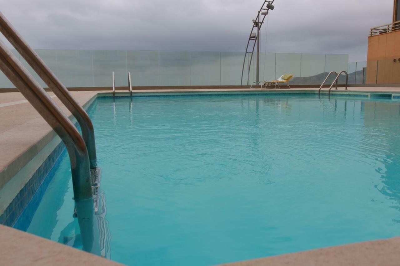 Piso Con Piscina Y Garaje En La Playa De Las Canteras Las Palmas de Gran Canárias Exterior foto